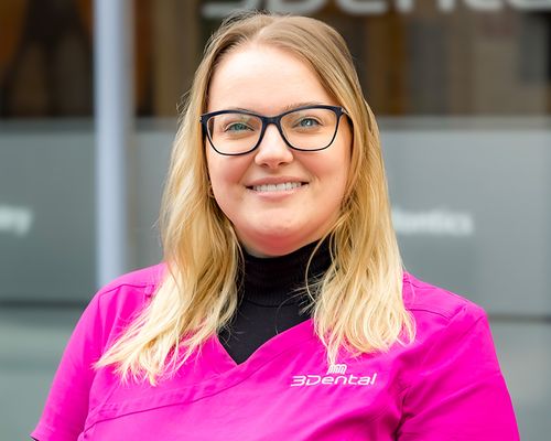 Dental Nurse Limerick - Renata Rosalen